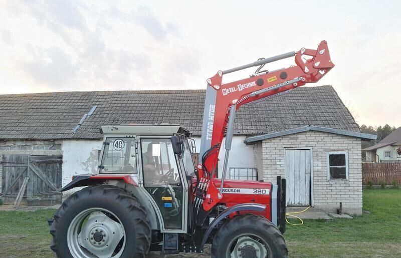 Metal-Technik Frontlader für Massey Ferguson/ Front loader/ Ładowacz TUR - Frontālais iekrāvējs - Traktors: foto 2 Metal-Technik Frontlader für Massey Ferguson/ Front loader/ Ładowacz TUR - Frontālais iekrāvējs - Traktors: foto 2