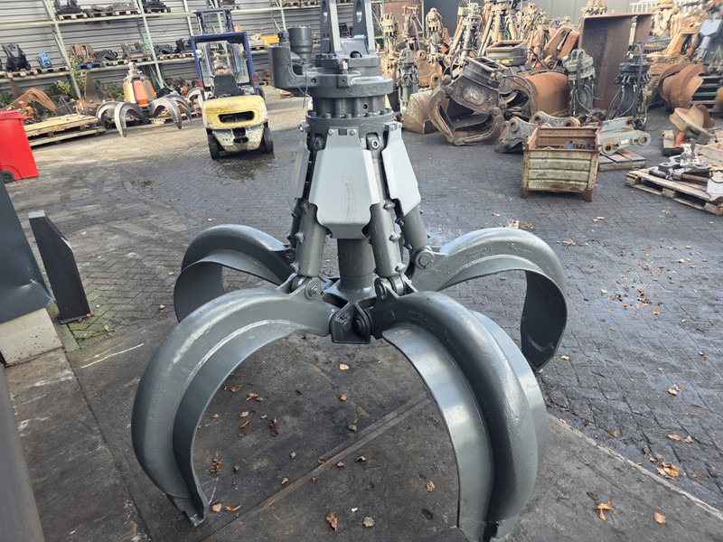Liebherr gm 70 800l orange peel liebherr schrott grab poliepgrijper liebherr lh - Greiferi - Celtniecības tehnika: foto 4 Liebherr gm 70 800l orange peel liebherr schrott grab poliepgrijper liebherr lh - Greiferi - Celtniecības tehnika: foto 4