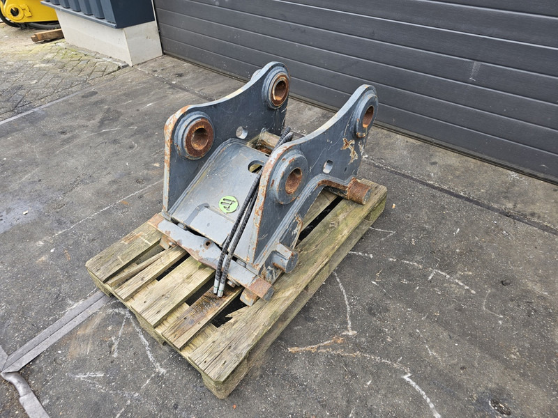 Hydraulische snelwissel cw45s cw45s coupler verachtert eurosteel - Ātrā sakabe - Celtniecības tehnika: foto 1 Hydraulische snelwissel cw45s cw45s coupler verachtert eurosteel - Ātrā sakabe - Celtniecības tehnika: foto 1