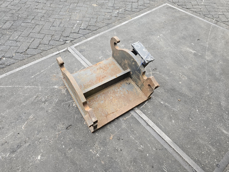 Kopplaat adaptor plate verachtert eurosteel cw30 cw40 adaptor plate - Ātrā sakabe - Celtniecības tehnika: foto 3 Kopplaat adaptor plate verachtert eurosteel cw30 cw40 adaptor plate - Ātrā sakabe - Celtniecības tehnika: foto 3