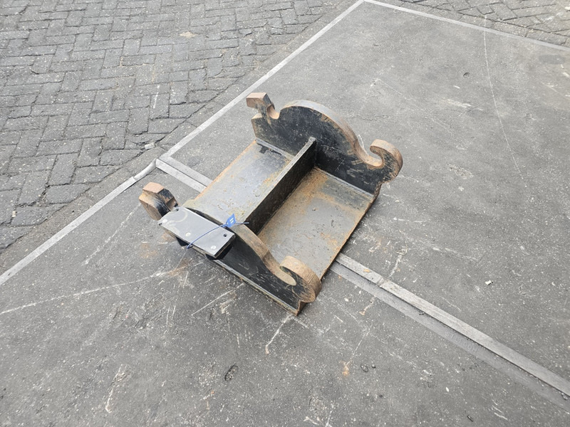 Kopplaat adaptorplate eurosteel cw 30 cw 40 anbau platte cw 30 cw 40 - Ātrā sakabe - Celtniecības tehnika: foto 4 Kopplaat adaptorplate eurosteel cw 30 cw 40 anbau platte cw 30 cw 40 - Ātrā sakabe - Celtniecības tehnika: foto 4