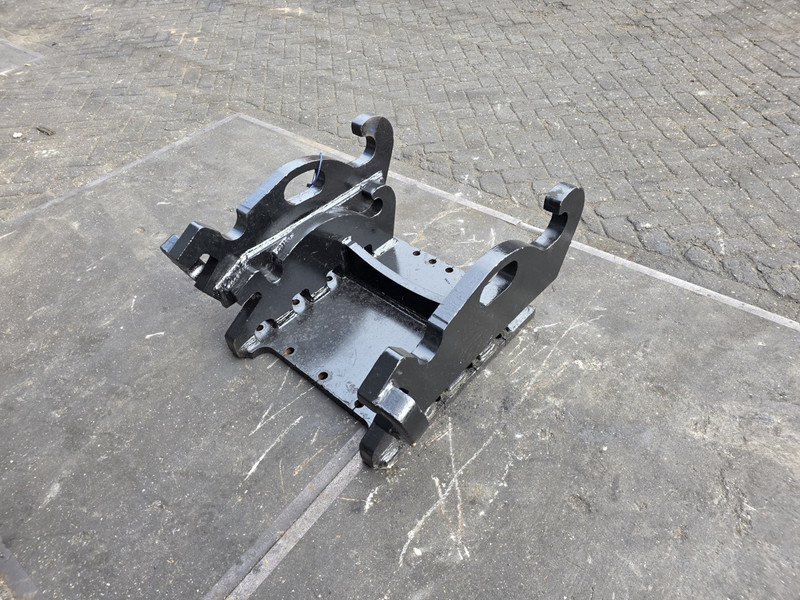 Kopplaat cw40 cw 45 adaptor plate cw45 cw 40 cw30 verachtert - Ātrā sakabe - Celtniecības tehnika: foto 3 Kopplaat cw40 cw 45 adaptor plate cw45 cw 40 cw30 verachtert - Ātrā sakabe - Celtniecības tehnika: foto 3