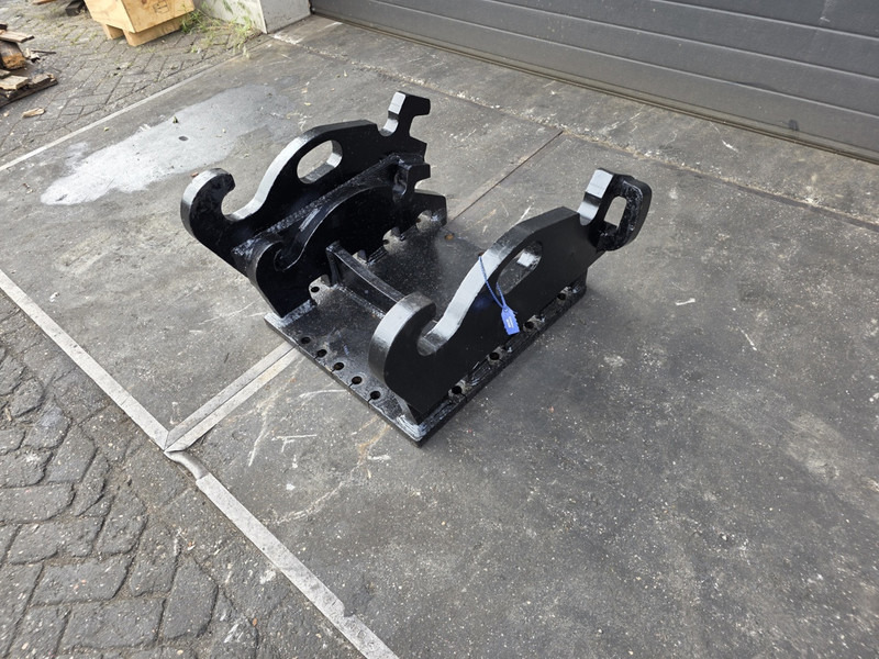 Kopplaat cw40 cw 45 adaptor plate cw45 cw 40 cw30 verachtert - Ātrā sakabe - Celtniecības tehnika: foto 1 Kopplaat cw40 cw 45 adaptor plate cw45 cw 40 cw30 verachtert - Ātrā sakabe - Celtniecības tehnika: foto 1