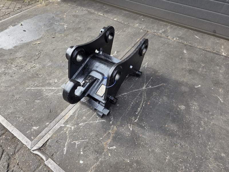 Snelwissel verachtert cw40s cw40s coupler verachtert cw30s cw 40s - Ātrā sakabe - Celtniecības tehnika: foto 1 Snelwissel verachtert cw40s cw40s coupler verachtert cw30s cw 40s - Ātrā sakabe - Celtniecības tehnika: foto 1