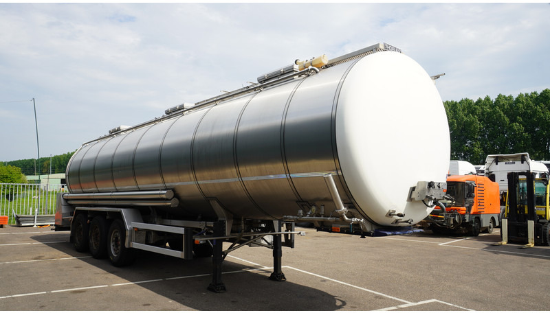 Burg 3 AXLE FOOD TRAILER 38.200LTR - Puspiekabe cisterna: foto 3 Burg 3 AXLE FOOD TRAILER 38.200LTR - Puspiekabe cisterna: foto 3