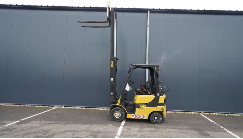 Yale GLP20SVX V2425 LPG FORKLIFT DUPLEX - Celtniecības tehnika: foto 1 Yale GLP20SVX V2425 LPG FORKLIFT DUPLEX - Celtniecības tehnika: foto 1