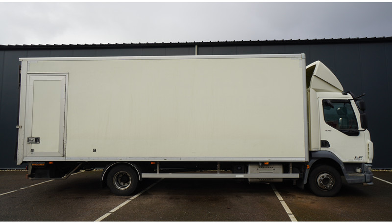 DAF LF 210 CLOSED BOX 514.000KM - Kravas automašīna ar slēgto virsbūvi: foto 2 DAF LF 210 CLOSED BOX 514.000KM - Kravas automašīna ar slēgto virsbūvi: foto 2