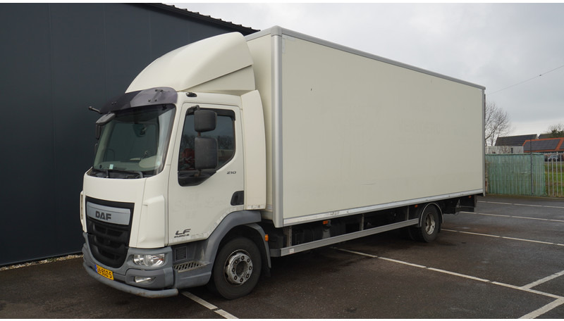 DAF LF 210 CLOSED BOX 514.000KM - Kravas automašīna ar slēgto virsbūvi: foto 3 DAF LF 210 CLOSED BOX 514.000KM - Kravas automašīna ar slēgto virsbūvi: foto 3