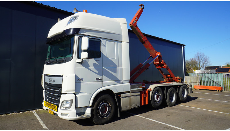 DAF XF460 8X2 HOOKARM SYSTEM TRUCK - Pacēlājs ar āķi: foto 2 DAF XF460 8X2 HOOKARM SYSTEM TRUCK - Pacēlājs ar āķi: foto 2