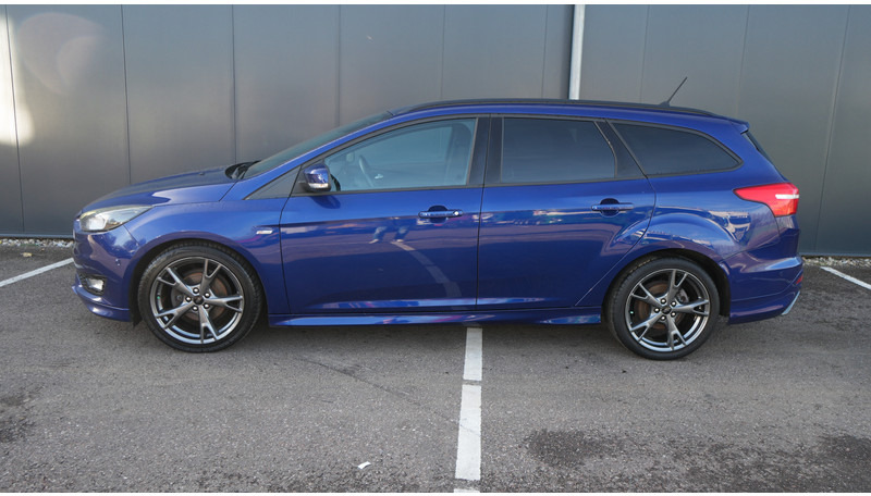 Ford Focus WAGON 1.5TDCI ST-Line - Mikroautobuss, Pasažieru furgons: foto 1 Ford Focus WAGON 1.5TDCI ST-Line - Mikroautobuss, Pasažieru furgons: foto 1