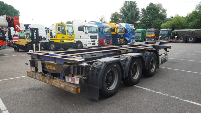 Krone 3 AXLE CONTAINER TRANSPORT TRAILER EXTENDABLE 45 FT - Puspiekabe noņemamā virsbūve/ Konteineru vedējs: foto 5 Krone 3 AXLE CONTAINER TRANSPORT TRAILER EXTENDABLE 45 FT - Puspiekabe noņemamā virsbūve/ Konteineru vedējs: foto 5