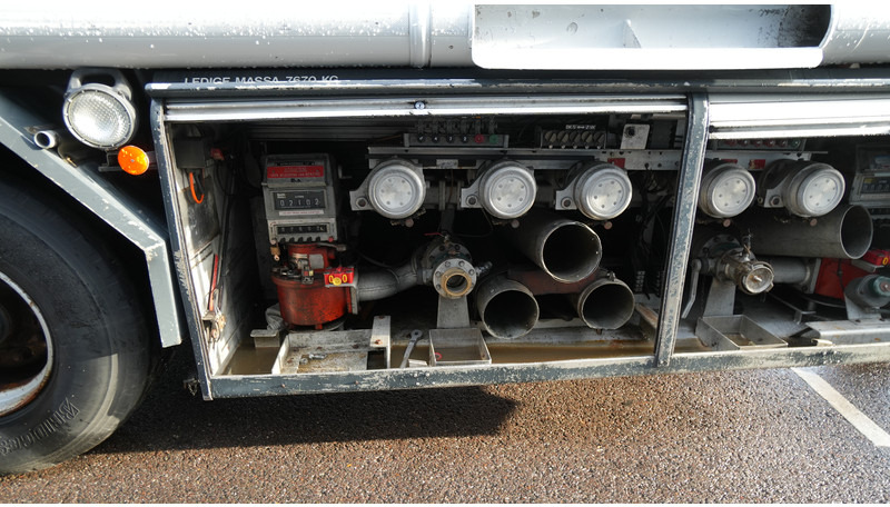 LAG 3 AXLE ADR FUEL TANK TRAILER 45.000ltr - Puspiekabe cisterna: foto 4 LAG 3 AXLE ADR FUEL TANK TRAILER 45.000ltr - Puspiekabe cisterna: foto 4