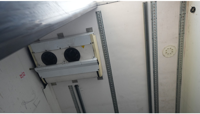 LAMBERET 3 AXLE FRIGO TRAILER WITH CARRIER VECTOR 1950 MT BI-TEMP - Puspiekabe refrižerators: foto 5 LAMBERET 3 AXLE FRIGO TRAILER WITH CARRIER VECTOR 1950 MT BI-TEMP - Puspiekabe refrižerators: foto 5