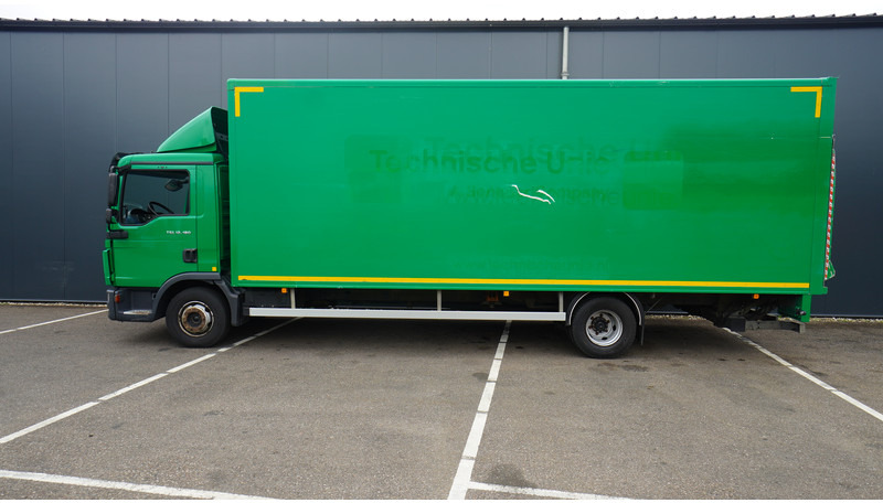 MAN TGL12.180 4X2 CLOSED BOX - Kravas automašīna ar slēgto virsbūvi: foto 1 MAN TGL12.180 4X2 CLOSED BOX - Kravas automašīna ar slēgto virsbūvi: foto 1