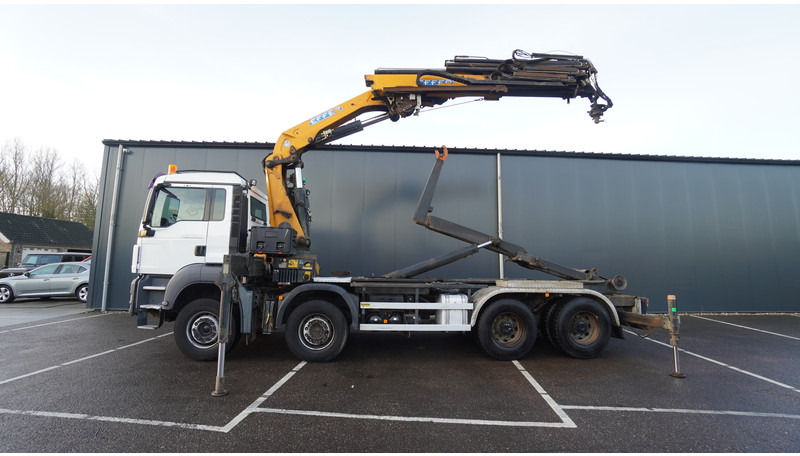 MAN TGS 35.400 8X4 HOOKARM SYSTEM WITH EFFER 305/11/6S - Kravas auto ar manipulatoru: foto 1 MAN TGS 35.400 8X4 HOOKARM SYSTEM WITH EFFER 305/11/6S - Kravas auto ar manipulatoru: foto 1