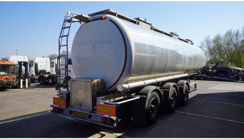 Magyar 3 AXLE FOOD TANK TRAILER 41.410LTR - Puspiekabe cisterna: foto 5 Magyar 3 AXLE FOOD TANK TRAILER 41.410LTR - Puspiekabe cisterna: foto 5