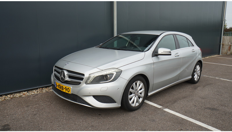 Mercedes-Benz A-Klasse A180 CDI EURO 5 - Mikroautobuss, Pasažieru furgons: foto 2 Mercedes-Benz A-Klasse A180 CDI EURO 5 - Mikroautobuss, Pasažieru furgons: foto 2