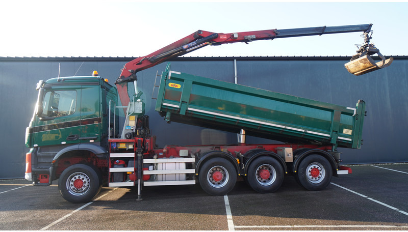 Mercedes-Benz AROCS 3542 8X4 2 SIDE TIPPER WITH HMF Z 1943 CRANE 407.000KM - Kravas auto ar manipulatoru: foto 1 Mercedes-Benz AROCS 3542 8X4 2 SIDE TIPPER WITH HMF Z 1943 CRANE 407.000KM - Kravas auto ar manipulatoru: foto 1