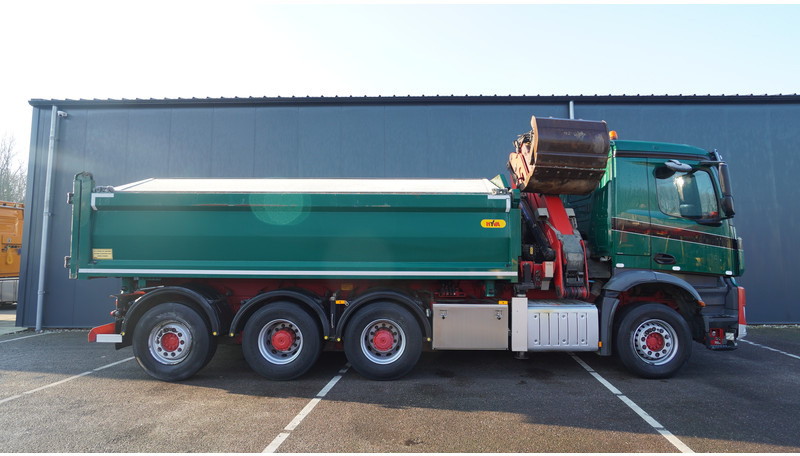 Mercedes-Benz AROCS 3542 8X4 2 SIDE TIPPER WITH HMF Z 1943 CRANE 407.000KM - Kravas auto ar manipulatoru: foto 4 Mercedes-Benz AROCS 3542 8X4 2 SIDE TIPPER WITH HMF Z 1943 CRANE 407.000KM - Kravas auto ar manipulatoru: foto 4