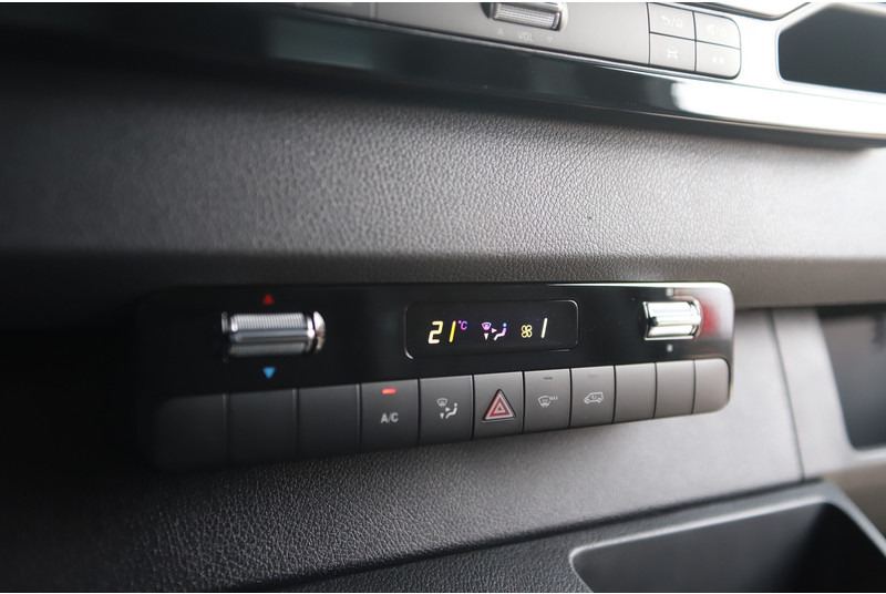 Furgons ar slēgtā virsbūve Mercedes-Benz Sprinter 515CDI CLOSED BOX: foto 19