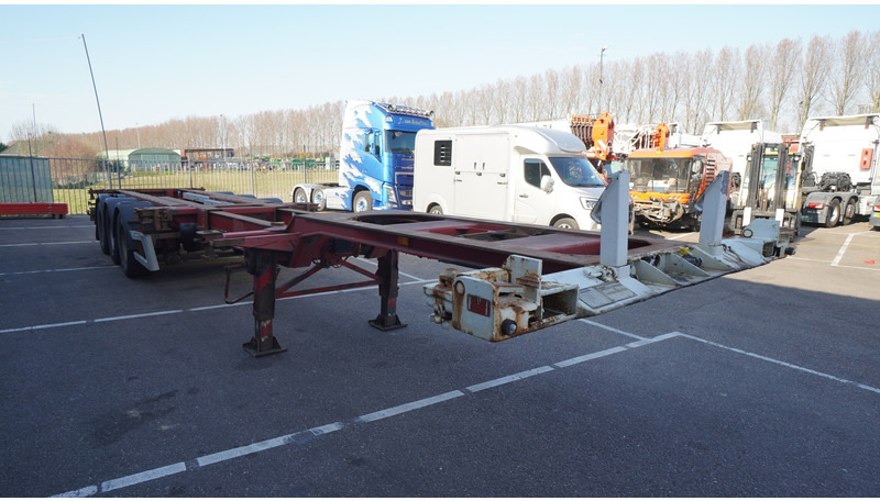 Renders 3 AXLE EXTENDABLE CONTAINER TRANSPORT TRAILER - Puspiekabe noņemamā virsbūve/ Konteineru vedējs: foto 3 Renders 3 AXLE EXTENDABLE CONTAINER TRANSPORT TRAILER - Puspiekabe noņemamā virsbūve/ Konteineru vedējs: foto 3