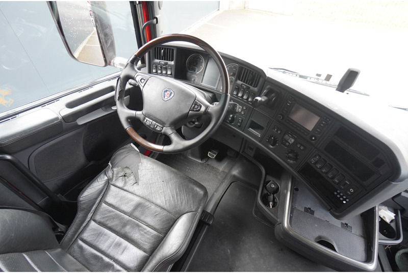 Scania R 580 V8 6X2 FRIGO RETARDER IN COMBI WITH BURG TRAILER - Kravas automašīna refrižerators: foto 5 Scania R 580 V8 6X2 FRIGO RETARDER IN COMBI WITH BURG TRAILER - Kravas automašīna refrižerators: foto 5