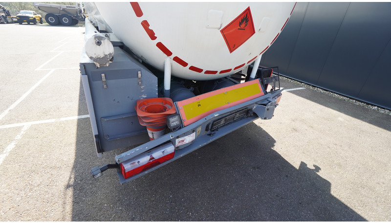 Schrader 3 AXLE ADR CHEMIE TANK TRAILER 40.000LTR - Puspiekabe cisterna: foto 4 Schrader 3 AXLE ADR CHEMIE TANK TRAILER 40.000LTR - Puspiekabe cisterna: foto 4