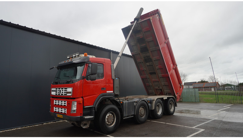 Terberg FM 2000/440 8X8 TIPPER 22.3 M3 647.000KM - Kravas automašīna pašizgāzējs: foto 2 Terberg FM 2000/440 8X8 TIPPER 22.3 M3 647.000KM - Kravas automašīna pašizgāzējs: foto 2