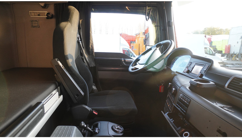MAN TGX 26.560 6X2 EURO 6 RETARDER - Vilcējs: foto 5 MAN TGX 26.560 6X2 EURO 6 RETARDER - Vilcējs: foto 5