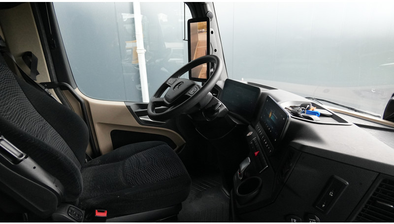 Mercedes-Benz ACTROS 1945 GIGASPACE 684.000KM - Vilcējs: foto 5 Mercedes-Benz ACTROS 1945 GIGASPACE 684.000KM - Vilcējs: foto 5