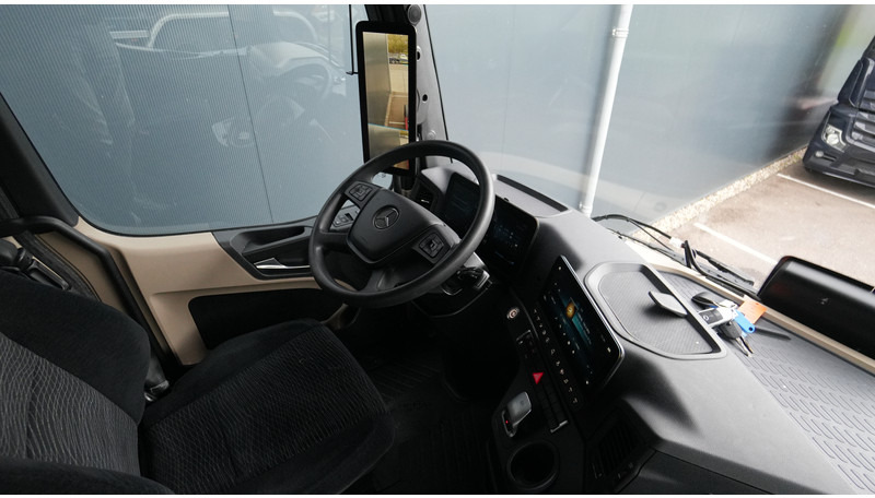 Mercedes-Benz ACTROS 1945 GIGASPACE 713.000KM - Vilcējs: foto 5 Mercedes-Benz ACTROS 1945 GIGASPACE 713.000KM - Vilcējs: foto 5