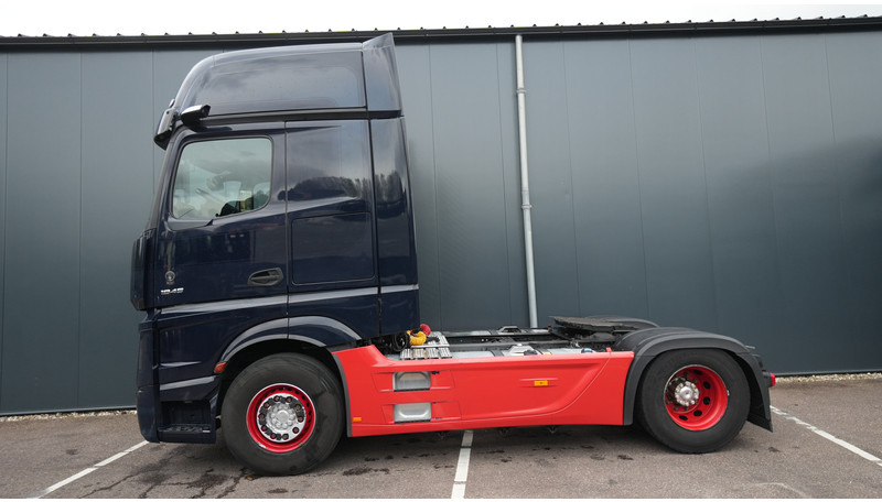 Mercedes-Benz ACTROS 1945 GIGASPACE 713.000KM - Vilcējs: foto 1 Mercedes-Benz ACTROS 1945 GIGASPACE 713.000KM - Vilcējs: foto 1