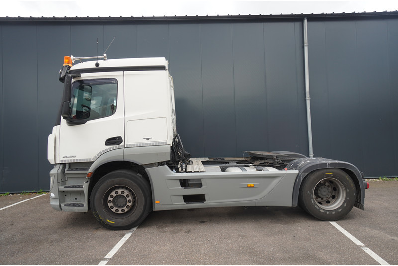 Mercedes-Benz ACTROS 2036 ADR 663.000KM - Vilcējs: foto 1 Mercedes-Benz ACTROS 2036 ADR 663.000KM - Vilcējs: foto 1