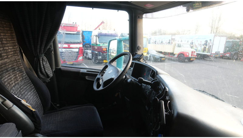 Scania R 420 3 PEDALS RETARDER - Vilcējs: foto 5 Scania R 420 3 PEDALS RETARDER - Vilcējs: foto 5