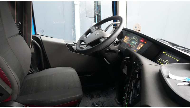 Volvo FH 480 LNG 777.200KM - Vilcējs: foto 5 Volvo FH 480 LNG 777.200KM - Vilcējs: foto 5