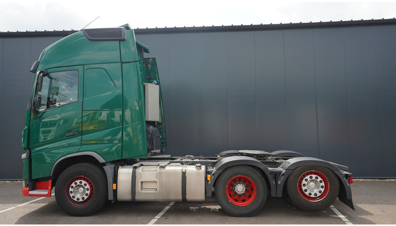 Volvo FH 500 6X2 EURO 6 GLOBETROTTER - Vilcējs: foto 1 Volvo FH 500 6X2 EURO 6 GLOBETROTTER - Vilcējs: foto 1