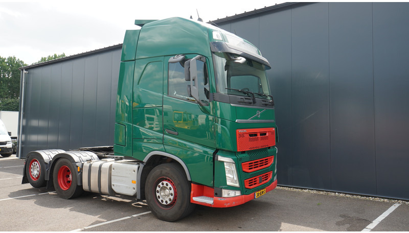 Volvo FH 500 6X2 EURO 6 GLOBETROTTER - Vilcējs: foto 4 Volvo FH 500 6X2 EURO 6 GLOBETROTTER - Vilcējs: foto 4