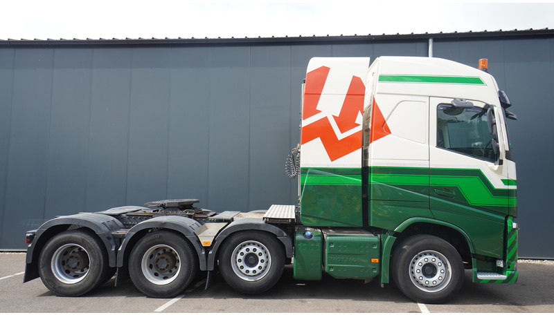 Volvo FH16 750 8X4 260T 683.000KM - Vilcējs: foto 2 Volvo FH16 750 8X4 260T 683.000KM - Vilcējs: foto 2