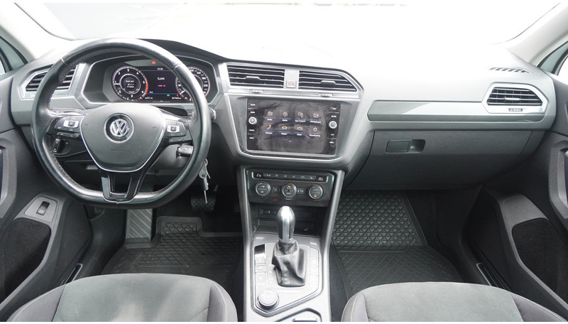 Volkswagen Tiguan 2.0 TDI R LINE 4MOTION - Mikroautobuss, Pasažieru furgons: foto 5 Volkswagen Tiguan 2.0 TDI R LINE 4MOTION - Mikroautobuss, Pasažieru furgons: foto 5
