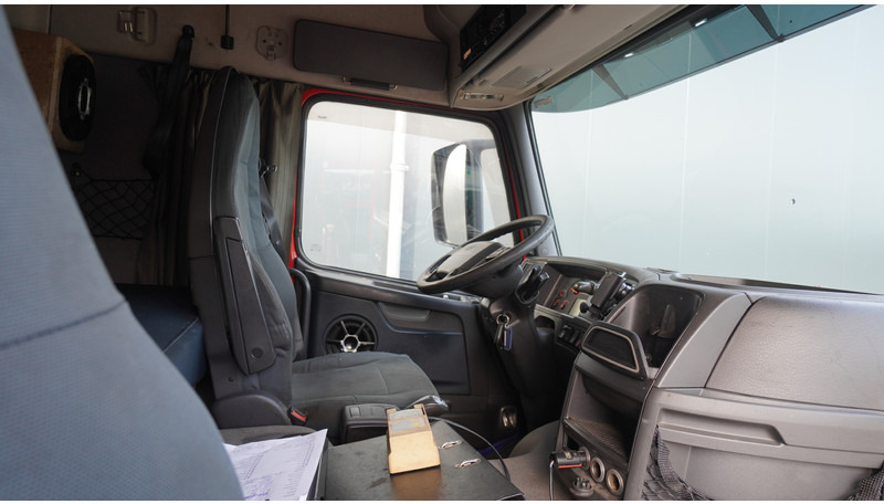 Volvo FM 450 8X4 FLATBED WITH GORMACH 3400E6 CRANE - Kravas auto ar manipulatoru: foto 5 Volvo FM 450 8X4 FLATBED WITH GORMACH 3400E6 CRANE - Kravas auto ar manipulatoru: foto 5