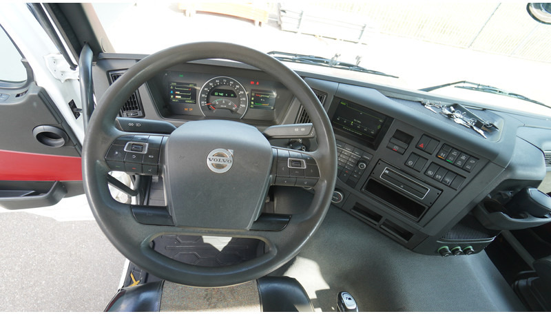 Volvo FMX 460 8X4 OPEN BOX WITH HIAB X-HIPRO 232 E-3 CRANE - Kravas auto ar manipulatoru: foto 5 Volvo FMX 460 8X4 OPEN BOX WITH HIAB X-HIPRO 232 E-3 CRANE - Kravas auto ar manipulatoru: foto 5