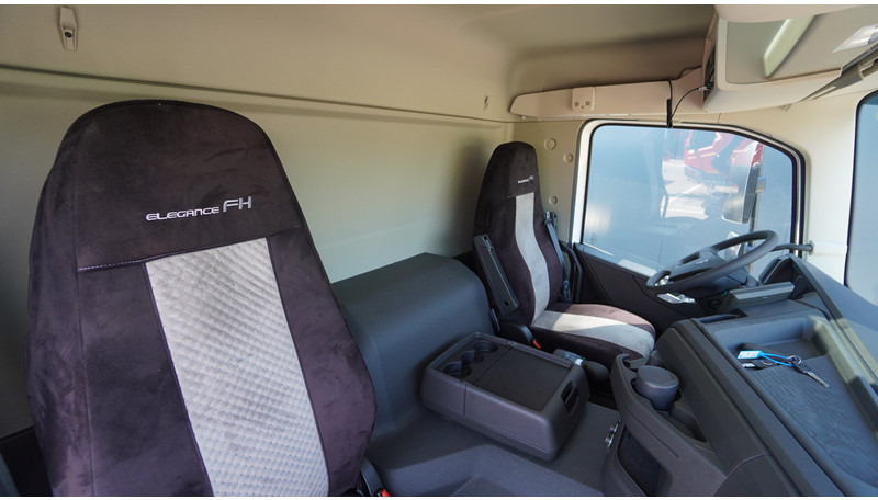 Volvo NEW FMX 460 8X6 TIPPER EURO 6 - Kravas automašīna pašizgāzējs: foto 5 Volvo NEW FMX 460 8X6 TIPPER EURO 6 - Kravas automašīna pašizgāzējs: foto 5