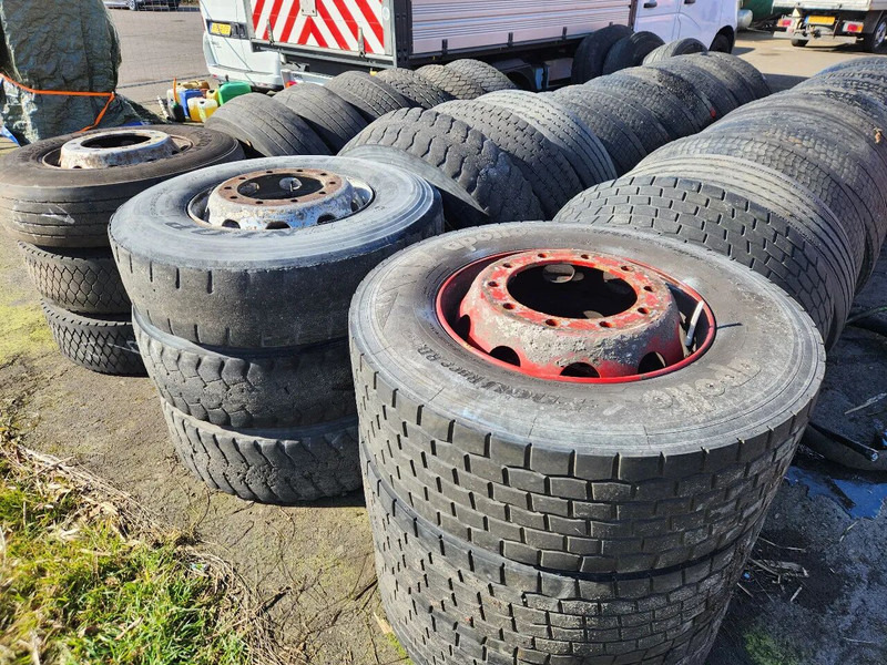 Tyres 18X 315-70/80/295x 22.5 INC RIMS, MUST GO - Riepa - Kravas automašīna: foto 3 Tyres 18X 315-70/80/295x 22.5 INC RIMS, MUST GO - Riepa - Kravas automašīna: foto 3