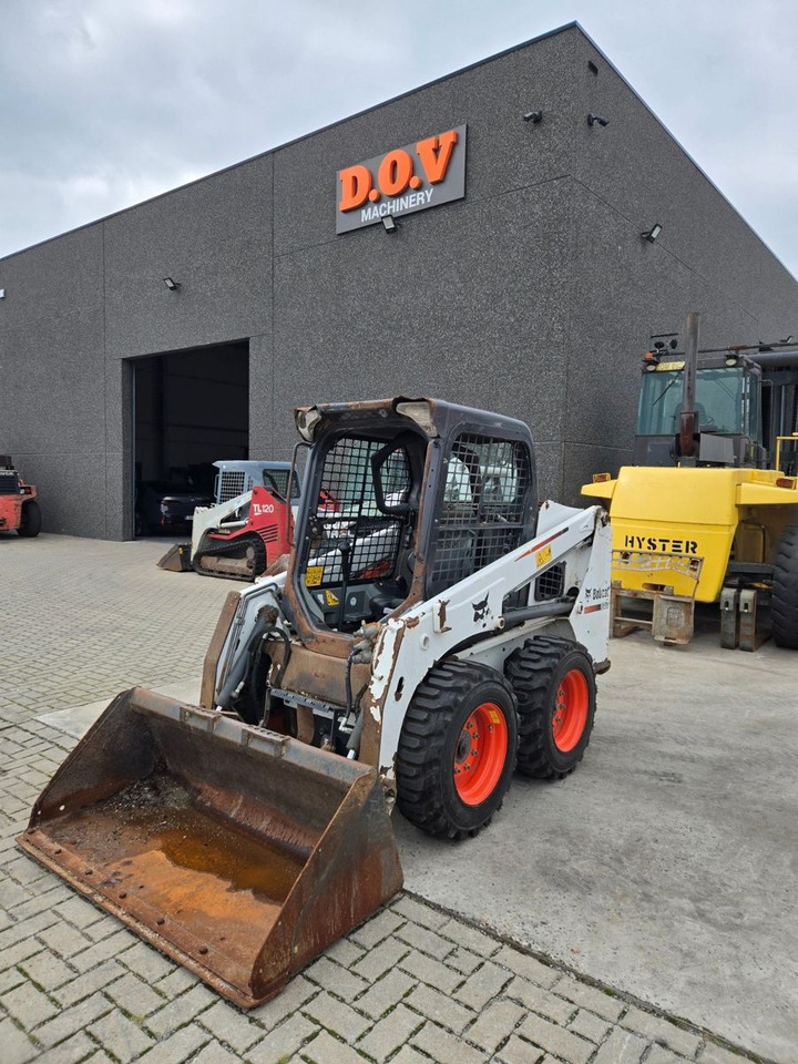 Bobcat S450 - Riteņu iekrāvējs: foto 3 Bobcat S450 - Riteņu iekrāvējs: foto 3