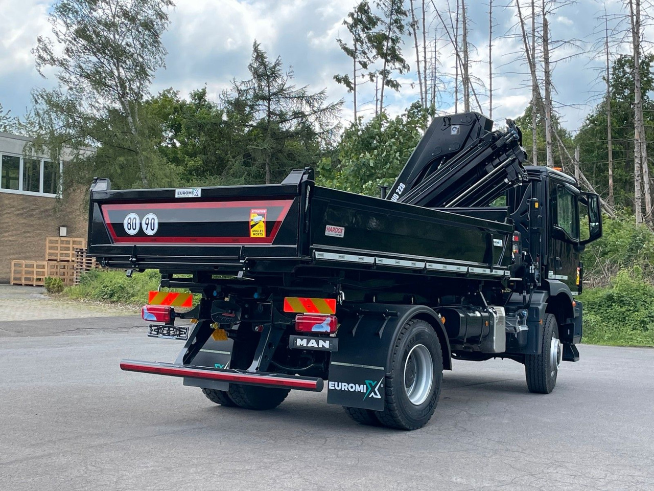 MAN TGM 18.320 4x4 Euro6e Hiab X Hiduo 228-4 - Kravas automašīna pašizgāzējs, Kravas auto ar manipulatoru: foto 5 MAN TGM 18.320 4x4 Euro6e Hiab X Hiduo 228-4 - Kravas automašīna pašizgāzējs, Kravas auto ar manipulatoru: foto 5