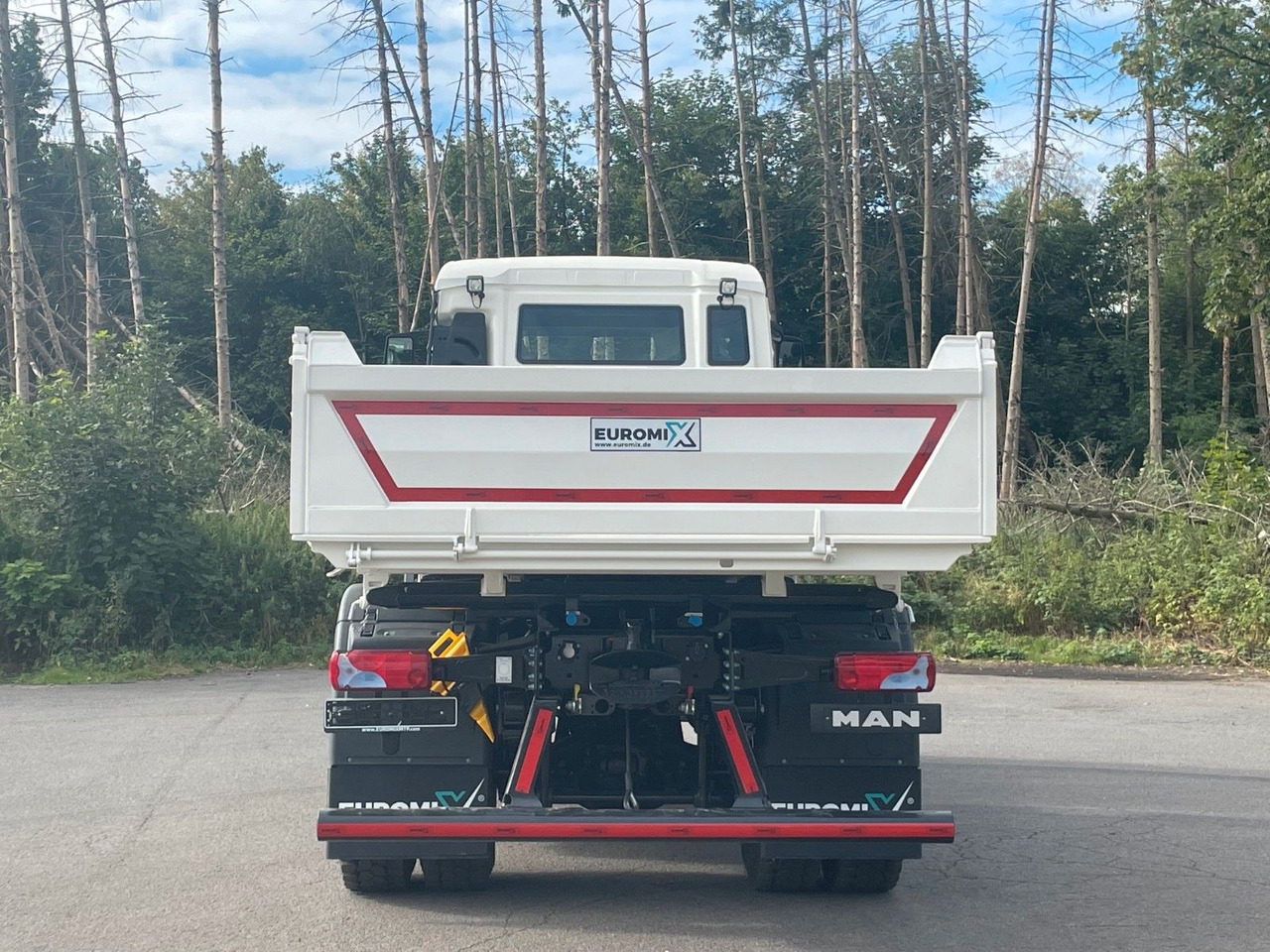 MAN TGS 18.400 TG3 4x4 Euro6e 3-Seiten-Kippe Euromix - Kravas automašīna pašizgāzējs: foto 5 MAN TGS 18.400 TG3 4x4 Euro6e 3-Seiten-Kippe Euromix - Kravas automašīna pašizgāzējs: foto 5