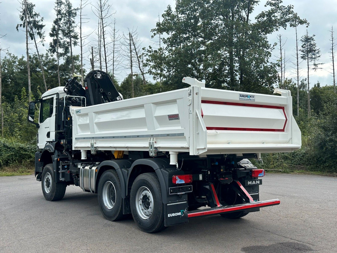 MAN TGS 28.440 6x4-4/3-Seiten- Kipper / Hiab 138-3 - Kravas automašīna pašizgāzējs, Kravas auto ar manipulatoru: foto 5 MAN TGS 28.440 6x4-4/3-Seiten- Kipper / Hiab 138-3 - Kravas automašīna pašizgāzējs, Kravas auto ar manipulatoru: foto 5