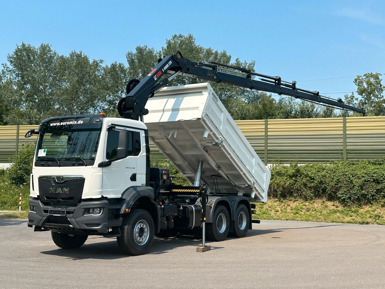 MAN TGS 33.440 6x4 /3-Seiten- Kipper / HIAB 228-6 - Kravas automašīna pašizgāzējs, Kravas auto ar manipulatoru: foto 5 MAN TGS 33.440 6x4 /3-Seiten- Kipper / HIAB 228-6 - Kravas automašīna pašizgāzējs, Kravas auto ar manipulatoru: foto 5