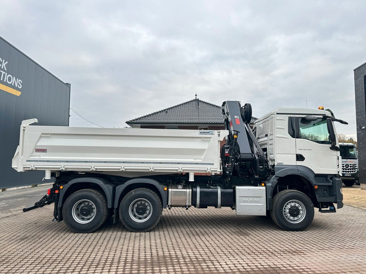 MAN TGS 33.440 6x6 /3-Seiten- Kipper / Kran HIAB 302 līzingu MAN TGS 33.440 6x6 /3-Seiten- Kipper / Kran HIAB 302: foto 7