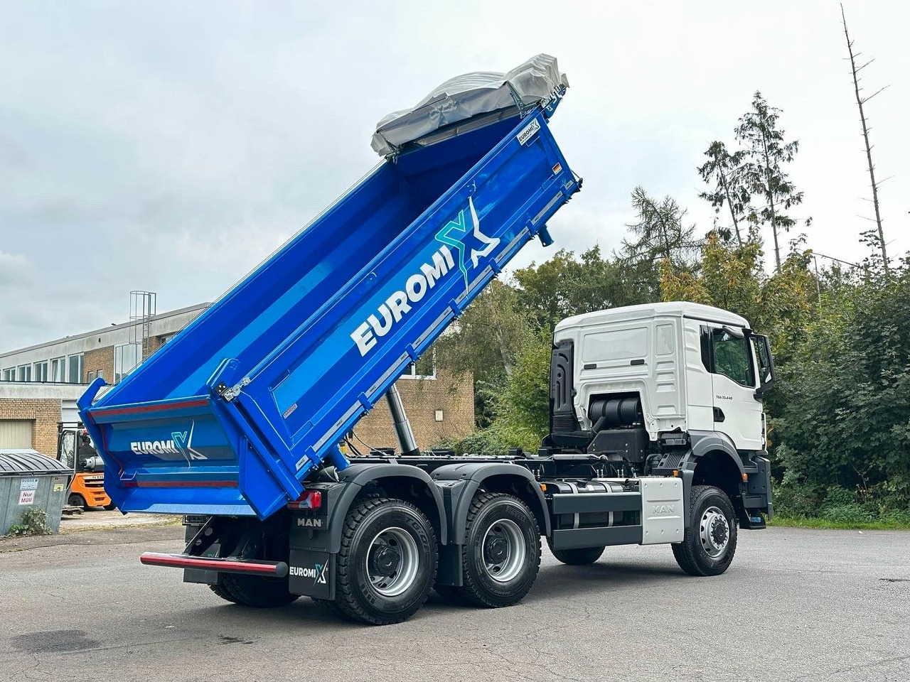 Kravas automašīna pašizgāzējs MAN TGS 33.440 6x6 /Euro6 3-Seiten-Kipper EuromixMTP: foto 14
